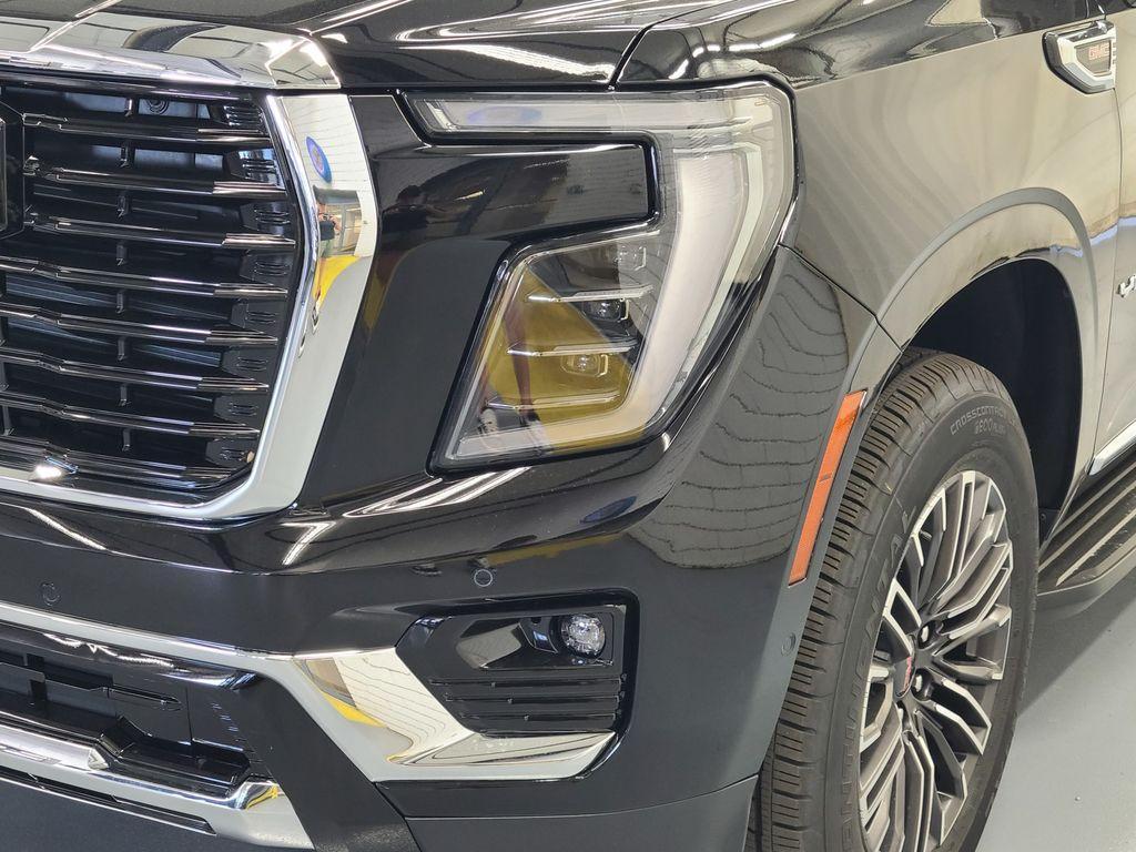 new 2025 GMC Yukon XL car, priced at $81,110