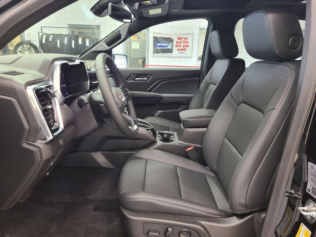 new 2025 GMC Canyon car, priced at $47,130