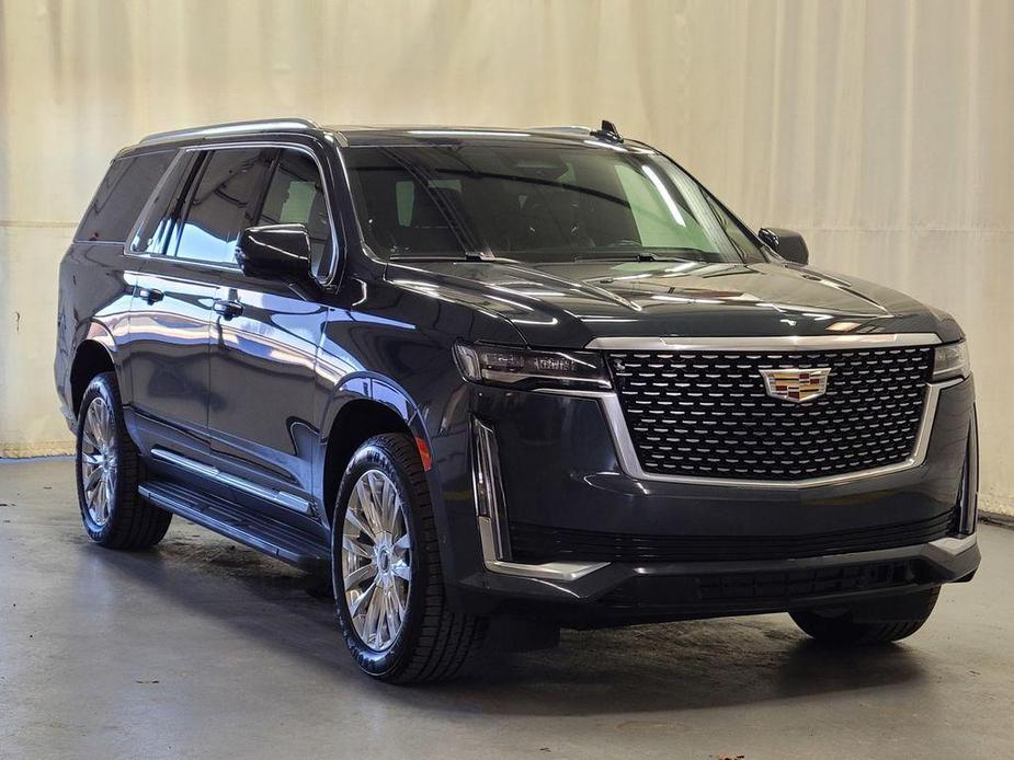 used 2022 Cadillac Escalade ESV car, priced at $56,493