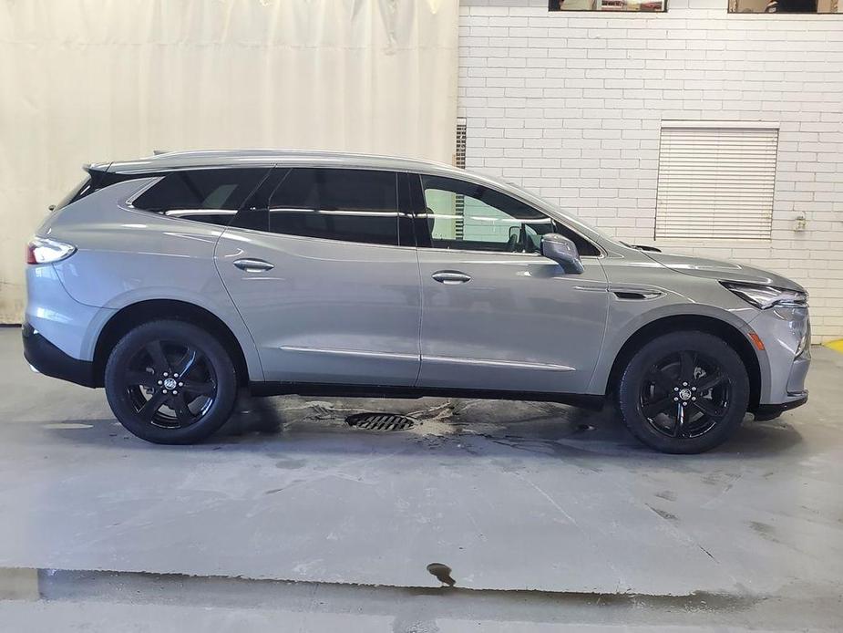 new 2024 Buick Enclave car, priced at $44,527