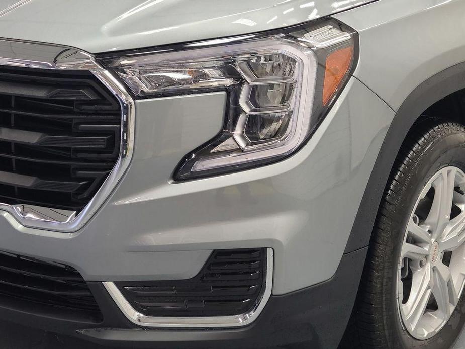 new 2024 GMC Terrain car, priced at $28,065