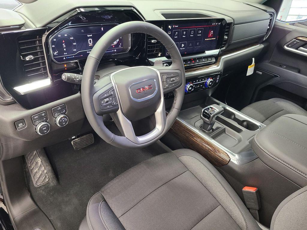 new 2025 GMC Sierra 1500 car, priced at $62,875