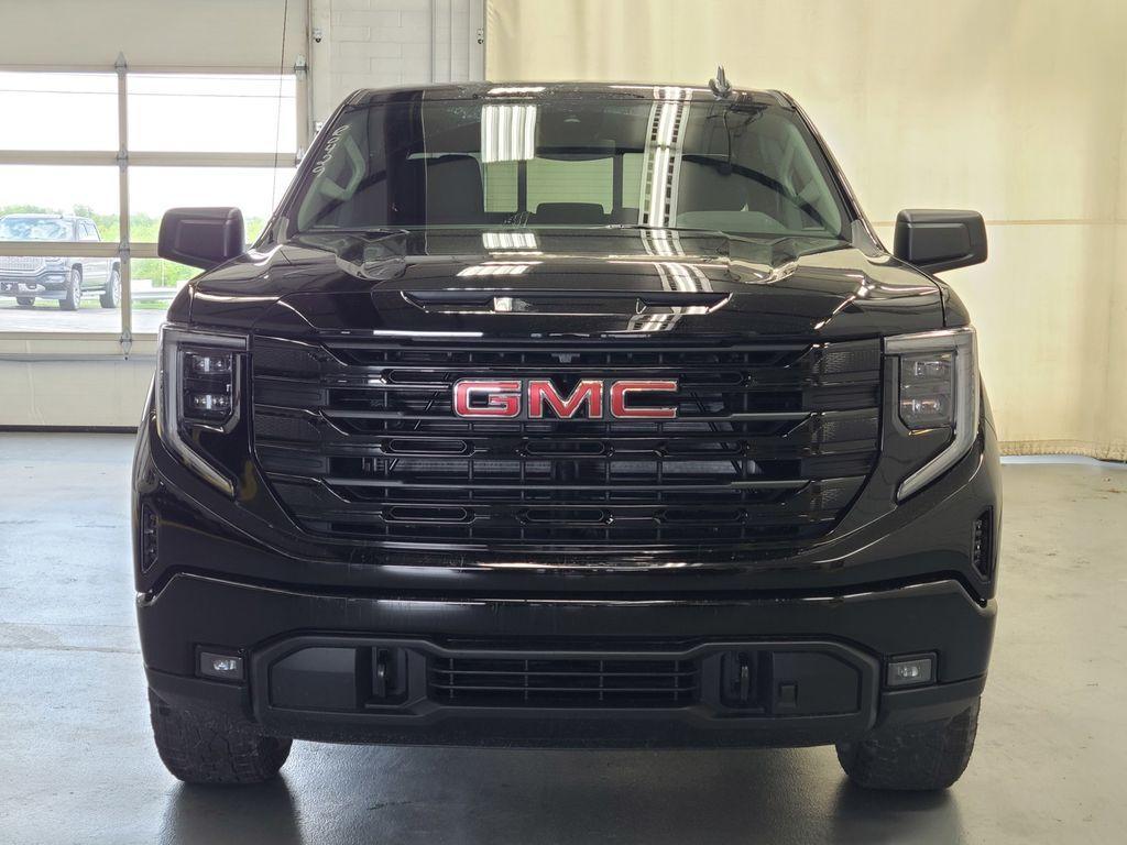 new 2025 GMC Sierra 1500 car, priced at $62,875
