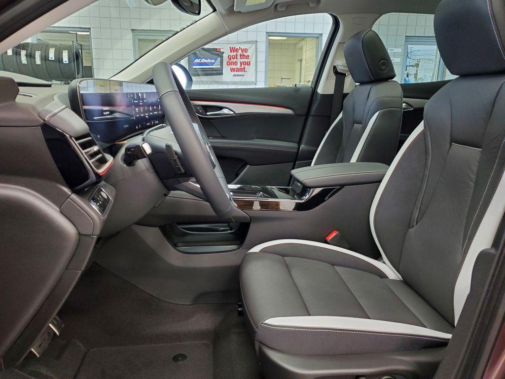 new 2025 Buick Envision car, priced at $41,146