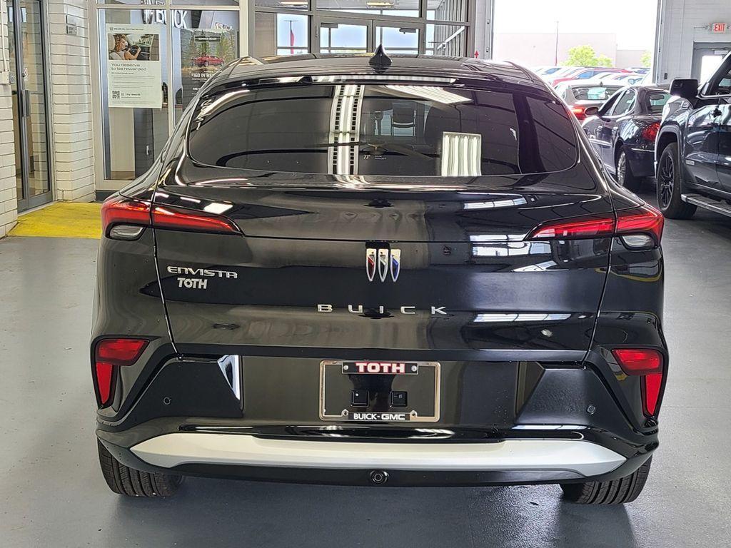 new 2025 Buick Envista car, priced at $30,070