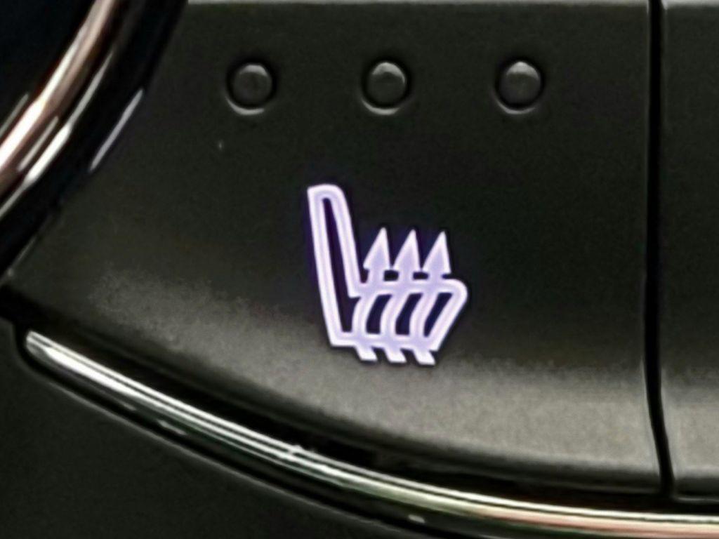 new 2025 Buick Envista car, priced at $30,070