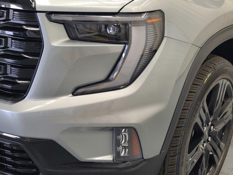 new 2026 GMC Acadia car, priced at $52,070