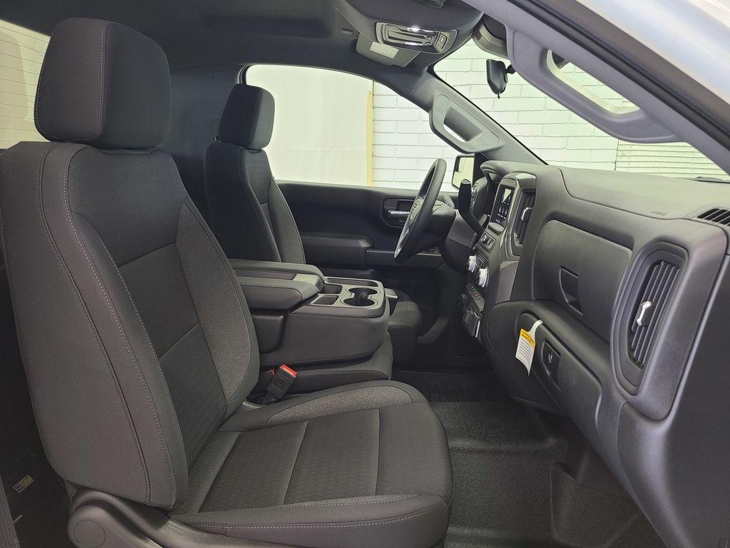 new 2025 GMC Sierra 1500 car, priced at $45,295