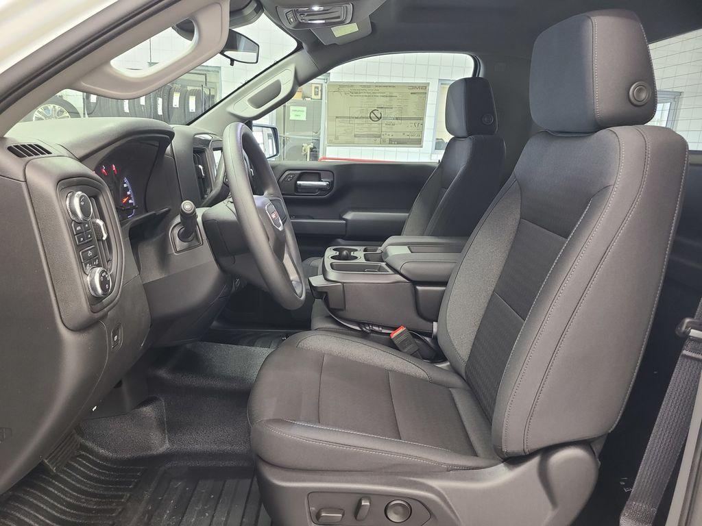 new 2025 GMC Sierra 1500 car, priced at $45,295