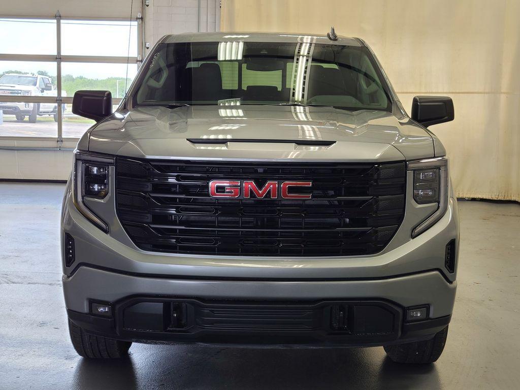 new 2025 GMC Sierra 1500 car, priced at $57,546