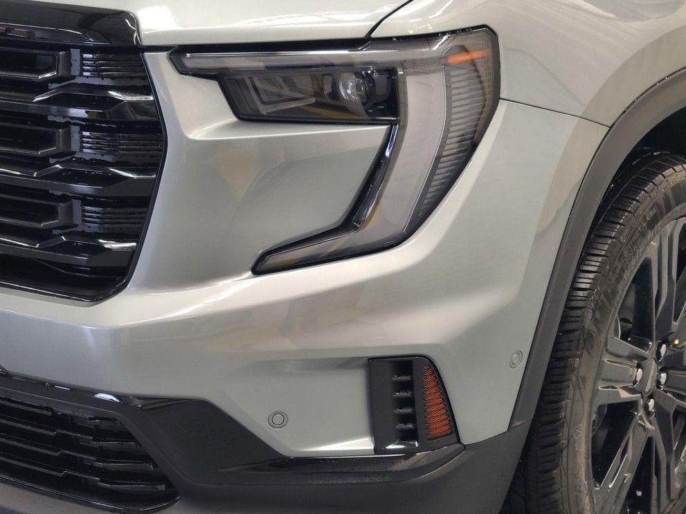 new 2026 GMC Acadia car, priced at $50,728
