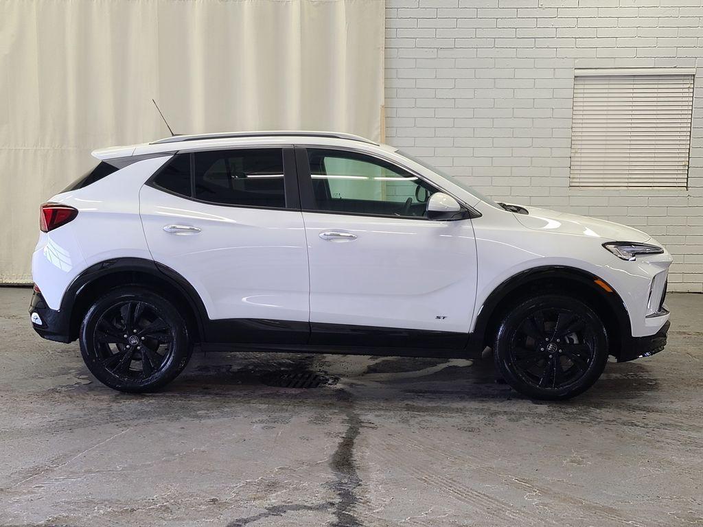 new 2025 Buick Encore GX car, priced at $29,930