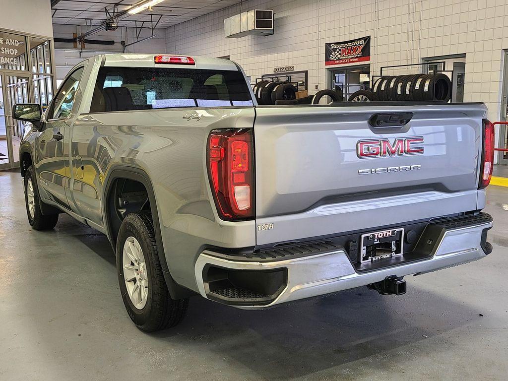 new 2025 GMC Sierra 1500 car, priced at $44,476
