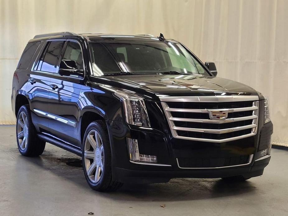 used 2015 Cadillac Escalade car, priced at $31,968