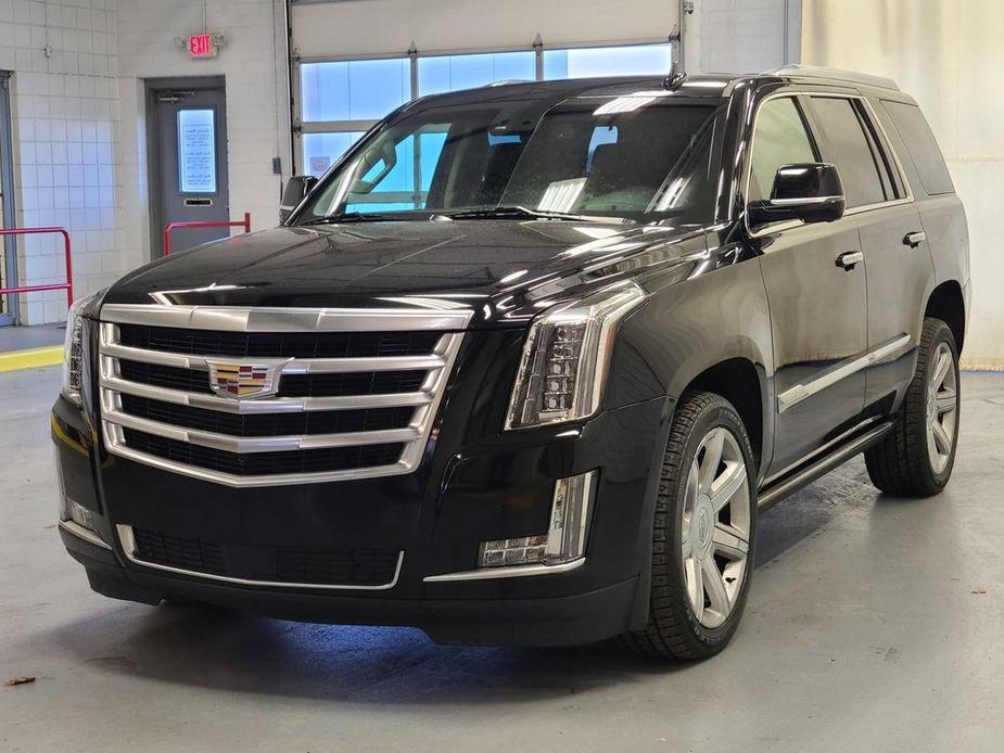 used 2015 Cadillac Escalade car, priced at $31,968