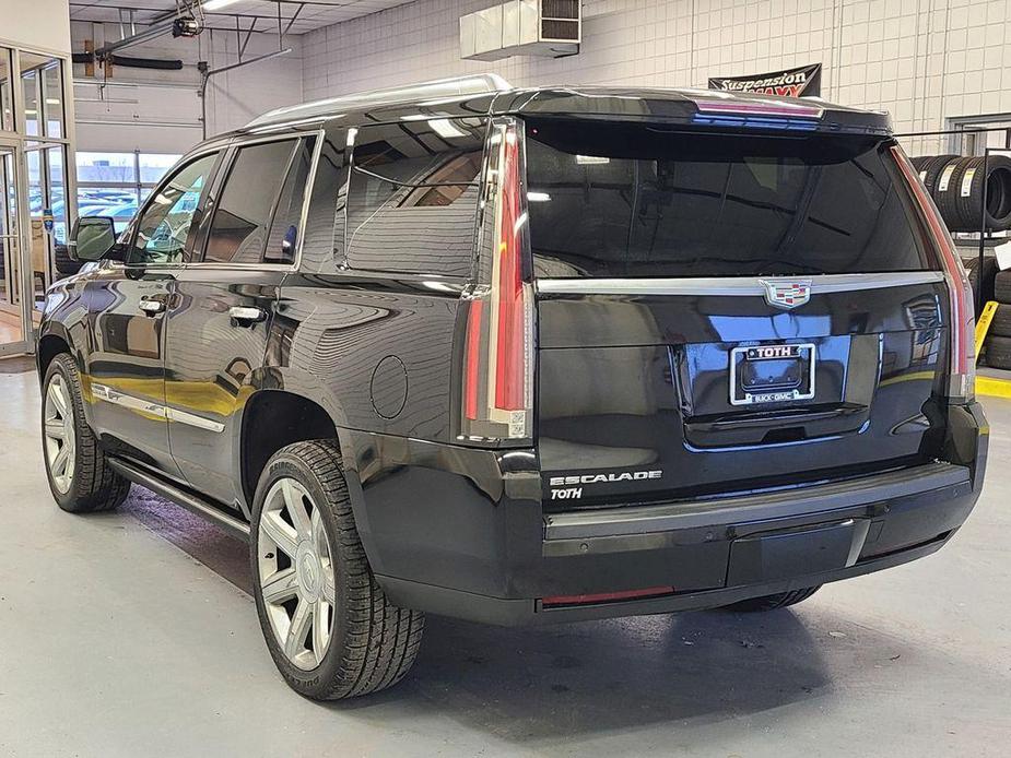 used 2015 Cadillac Escalade car, priced at $31,968