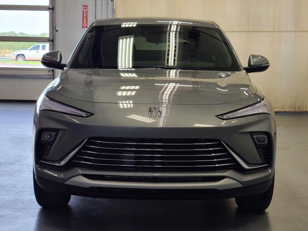 new 2025 Buick Envista car, priced at $25,479