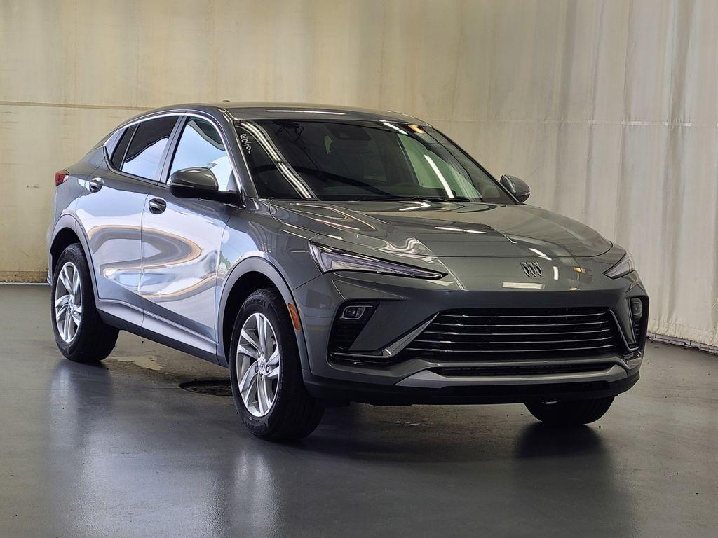 new 2025 Buick Envista car, priced at $25,479