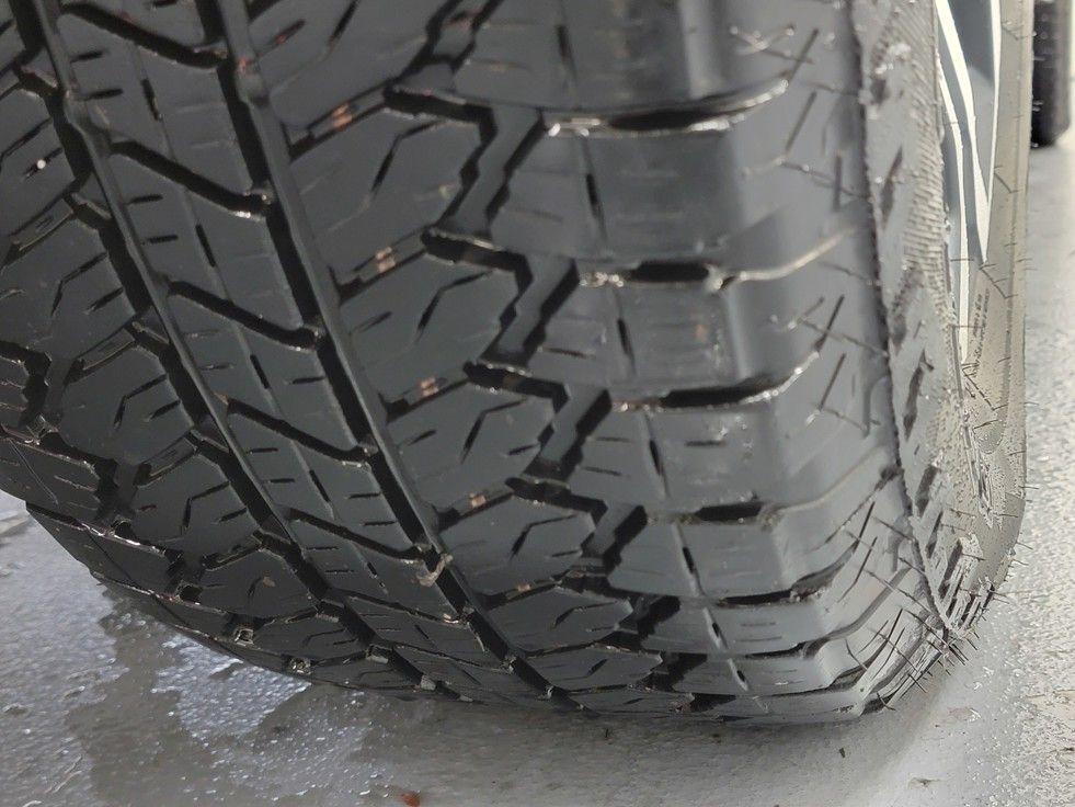 used 2024 GMC Canyon car, priced at $44,968