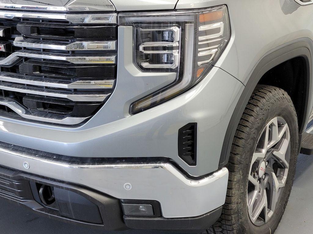 new 2026 GMC Sierra 1500 car, priced at $69,560