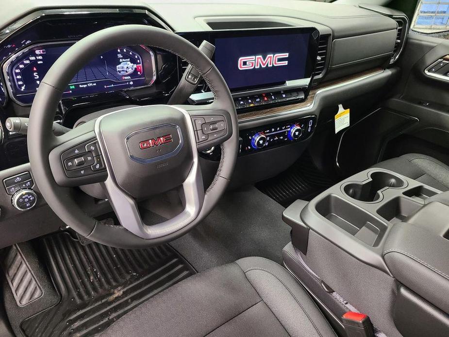 new 2025 GMC Sierra 1500 car, priced at $53,640