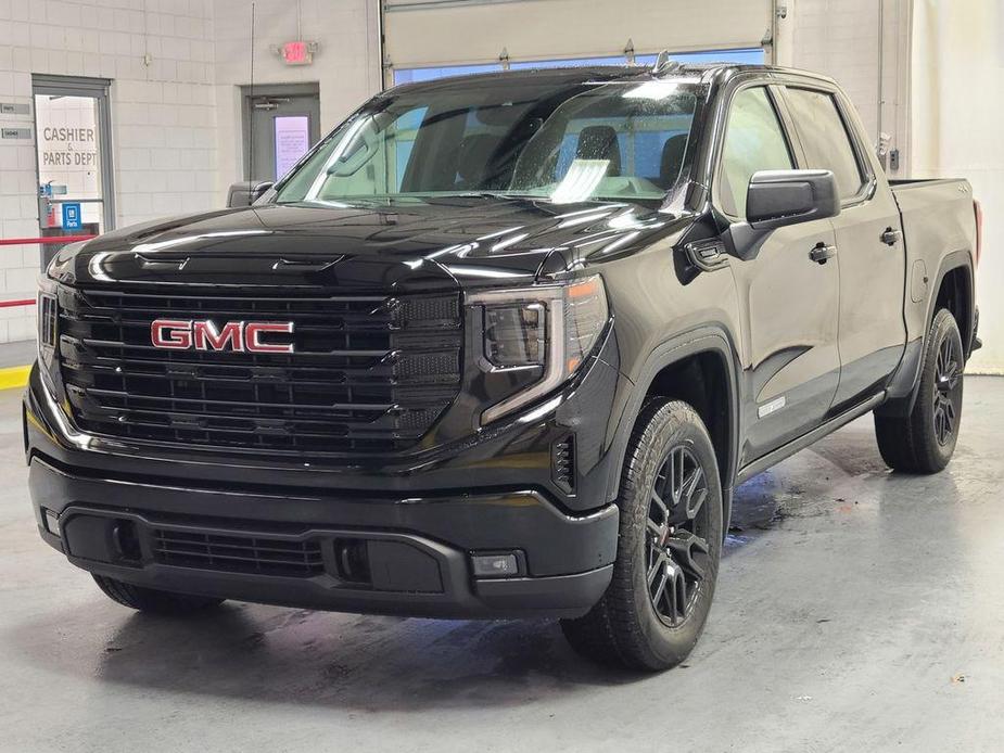 new 2025 GMC Sierra 1500 car, priced at $53,640