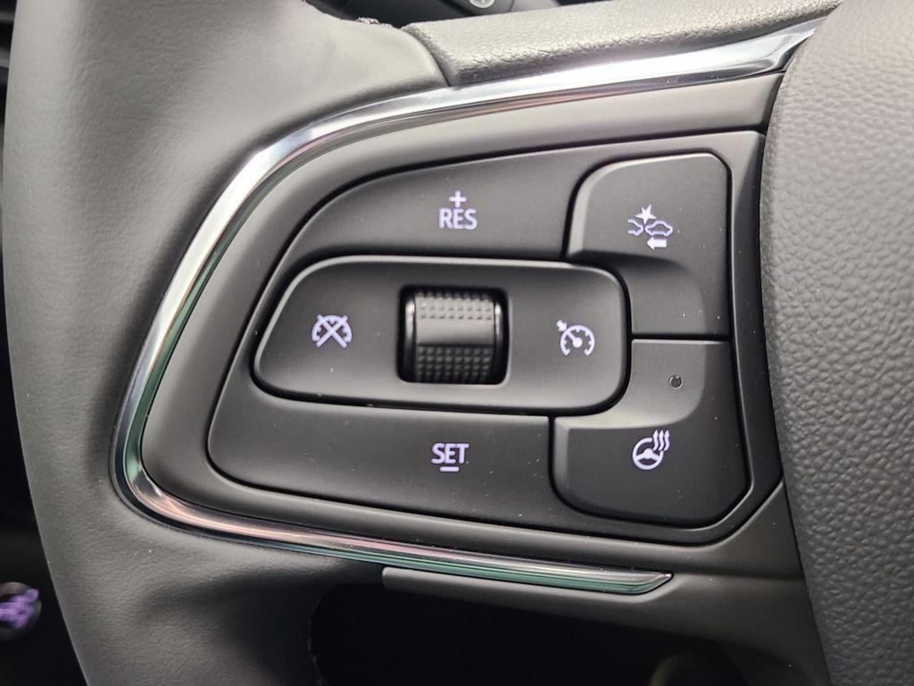 new 2025 Buick Envista car, priced at $27,875