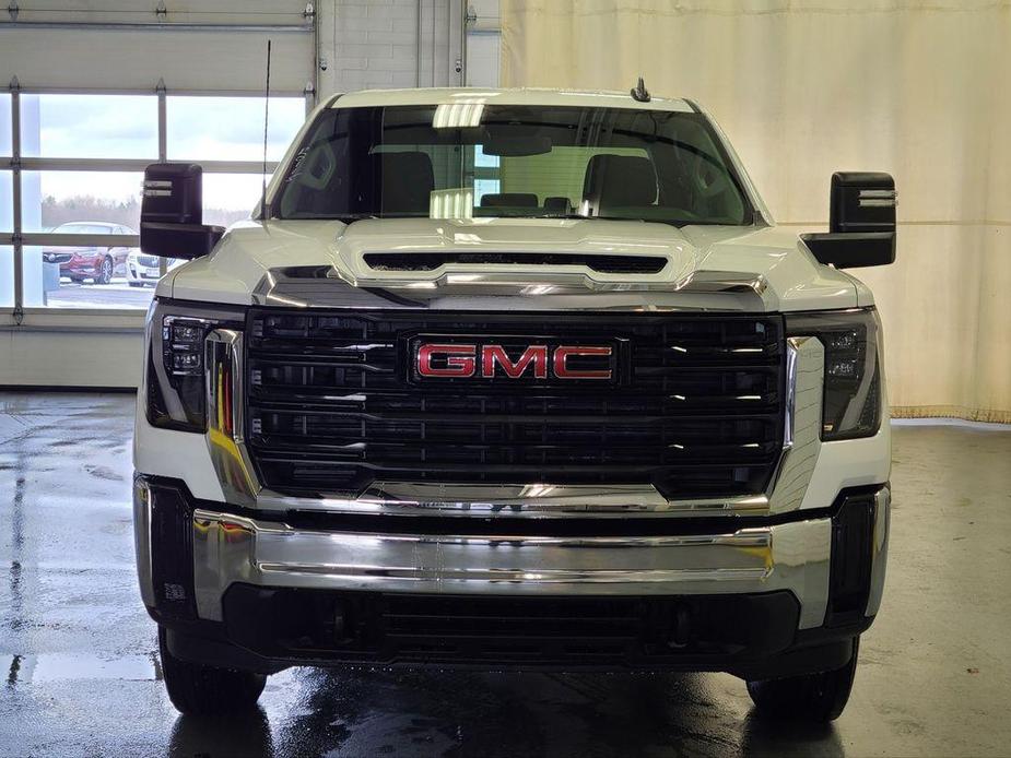 new 2025 GMC Sierra 2500 car, priced at $56,575