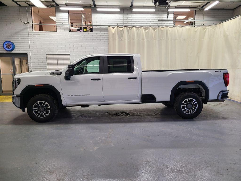 new 2025 GMC Sierra 3500 car, priced at $52,370