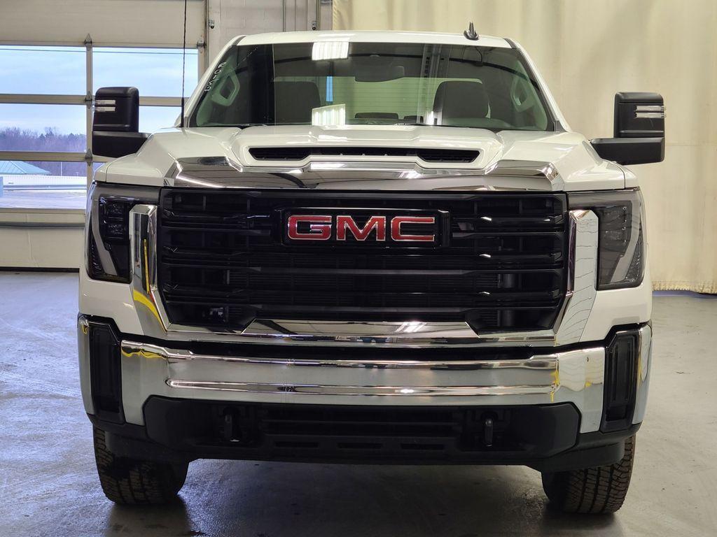 new 2025 GMC Sierra 3500 car, priced at $52,370