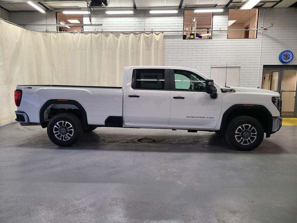 new 2025 GMC Sierra 3500 car, priced at $52,370