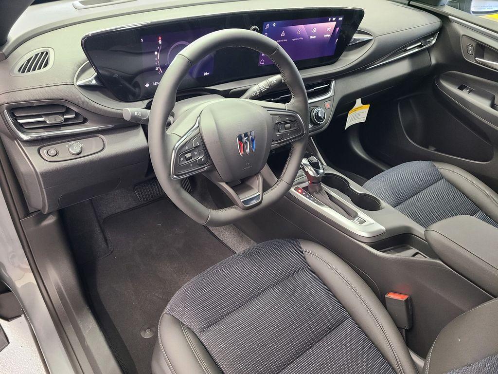 new 2025 Buick Envista car, priced at $26,280