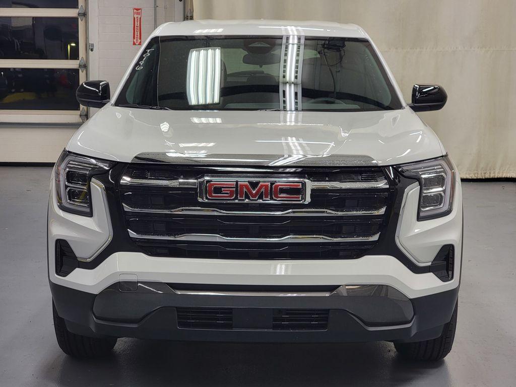 new 2026 GMC Terrain car, priced at $30,695