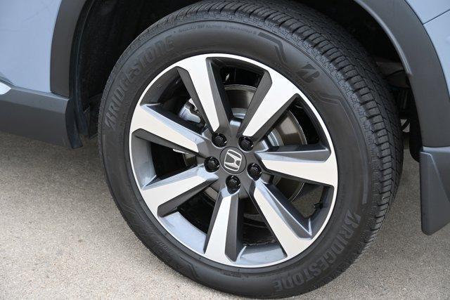used 2025 Honda Pilot car, priced at $49,990