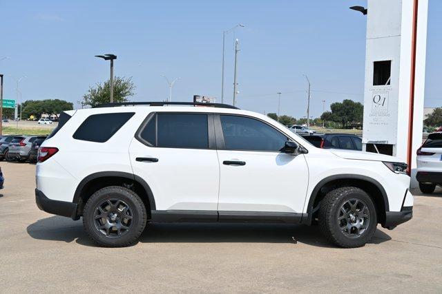 new 2025 Honda Pilot car, priced at $48,859