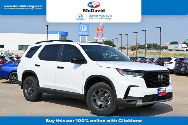 new 2025 Honda Pilot car, priced at $48,859
