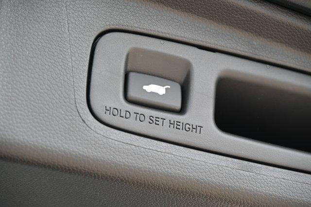 new 2025 Honda CR-V Hybrid car, priced at $39,636