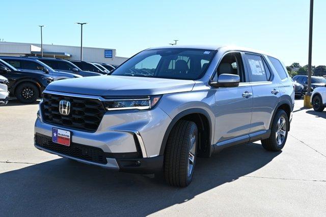 new 2025 Honda Pilot car, priced at $42,092