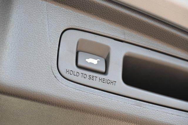 new 2026 Honda CR-V Hybrid car, priced at $38,959