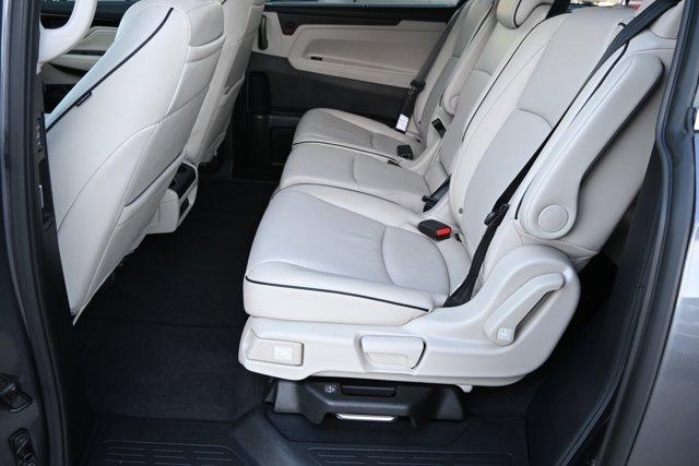 used 2025 Honda Odyssey car, priced at $41,419