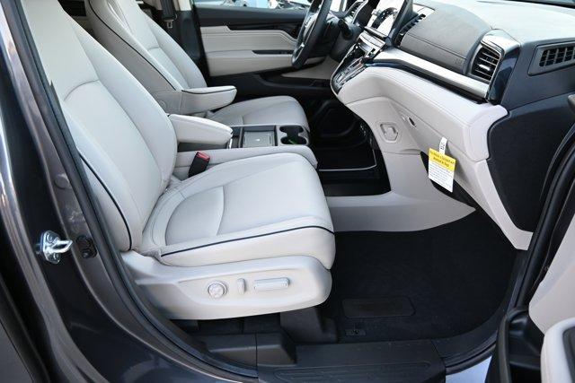 used 2025 Honda Odyssey car, priced at $41,419