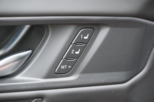 new 2025 Honda Accord Hybrid car, priced at $39,424