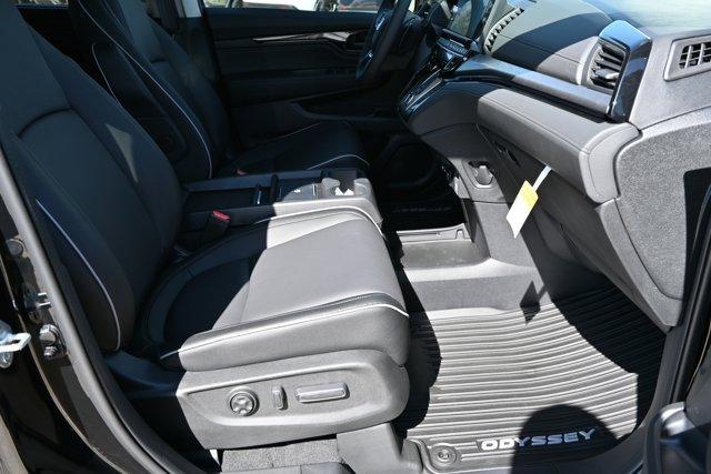 new 2026 Honda Odyssey car, priced at $46,079