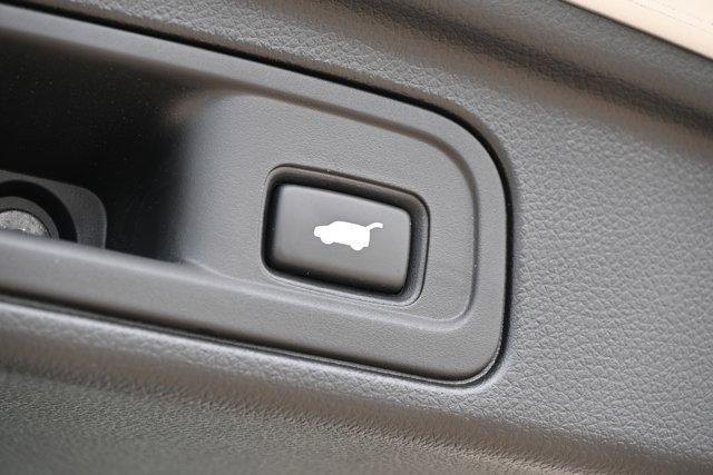 used 2022 Honda Pilot car, priced at $30,590