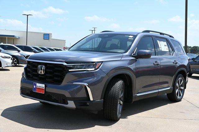 new 2025 Honda Pilot car, priced at $46,276