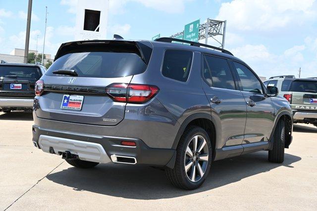new 2025 Honda Pilot car, priced at $46,276