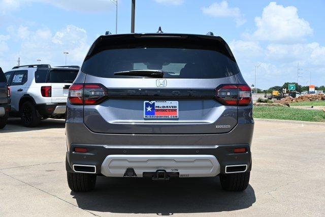 new 2025 Honda Pilot car, priced at $46,276
