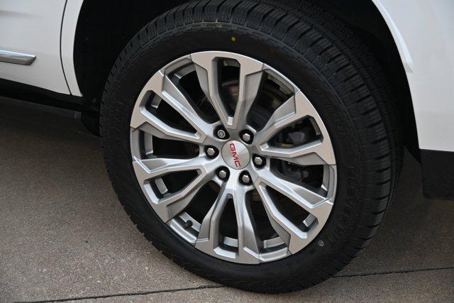 used 2022 GMC Yukon car, priced at $56,000