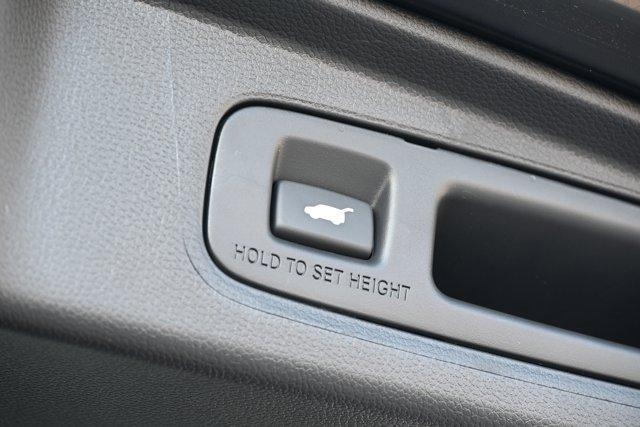 new 2026 Honda CR-V Hybrid car, priced at $39,933