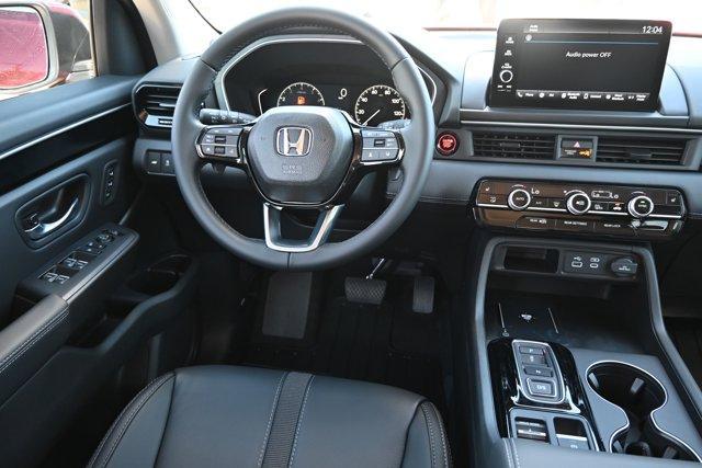 new 2025 Honda Pilot car, priced at $43,872